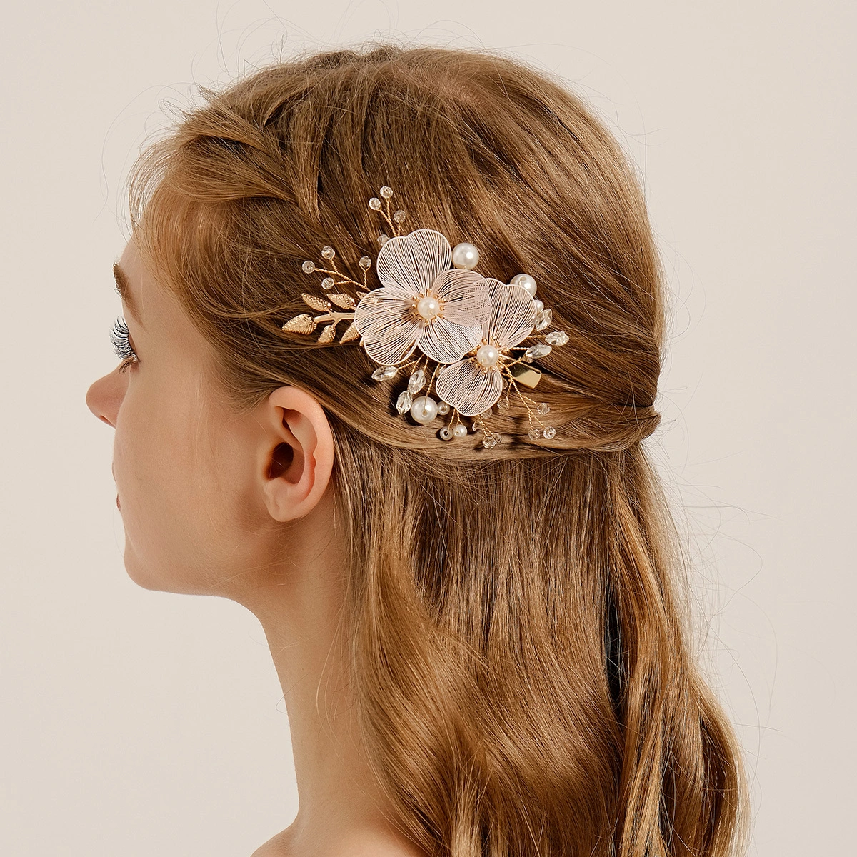 絶妙なくぼんだヘアピース手作りの銅の花の結婚式ボビーピン卸売 1