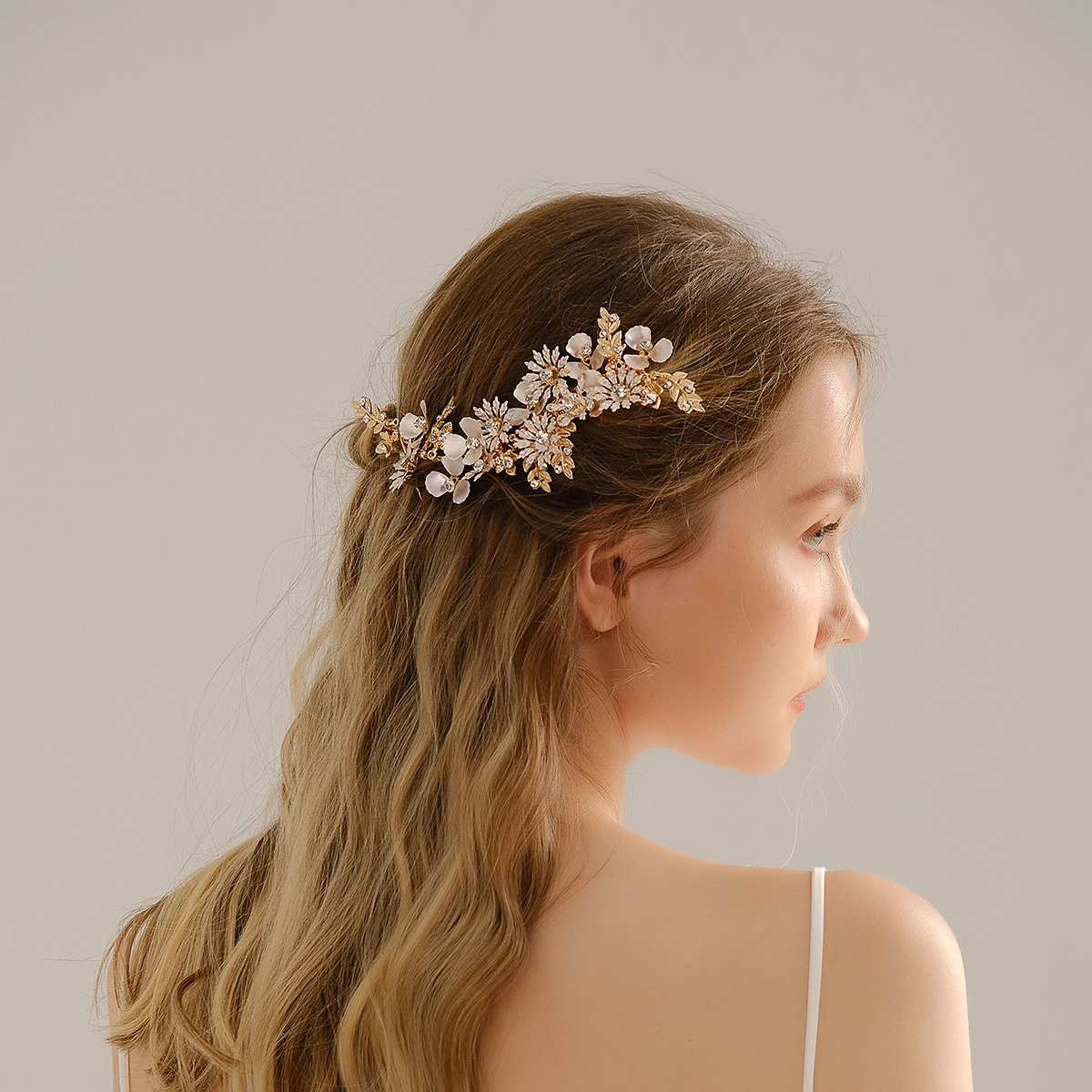 Vintage Metal Flower Hair Clips Wholesale Exquisite Handmade Rhinestones Hair Clips For Women 1