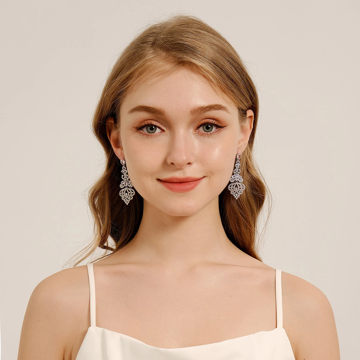 Fashion Jewelry Luxurious Zircon Earring Exquisite Retro Women's Earrings Elegant Bride Wedding Earrings 1