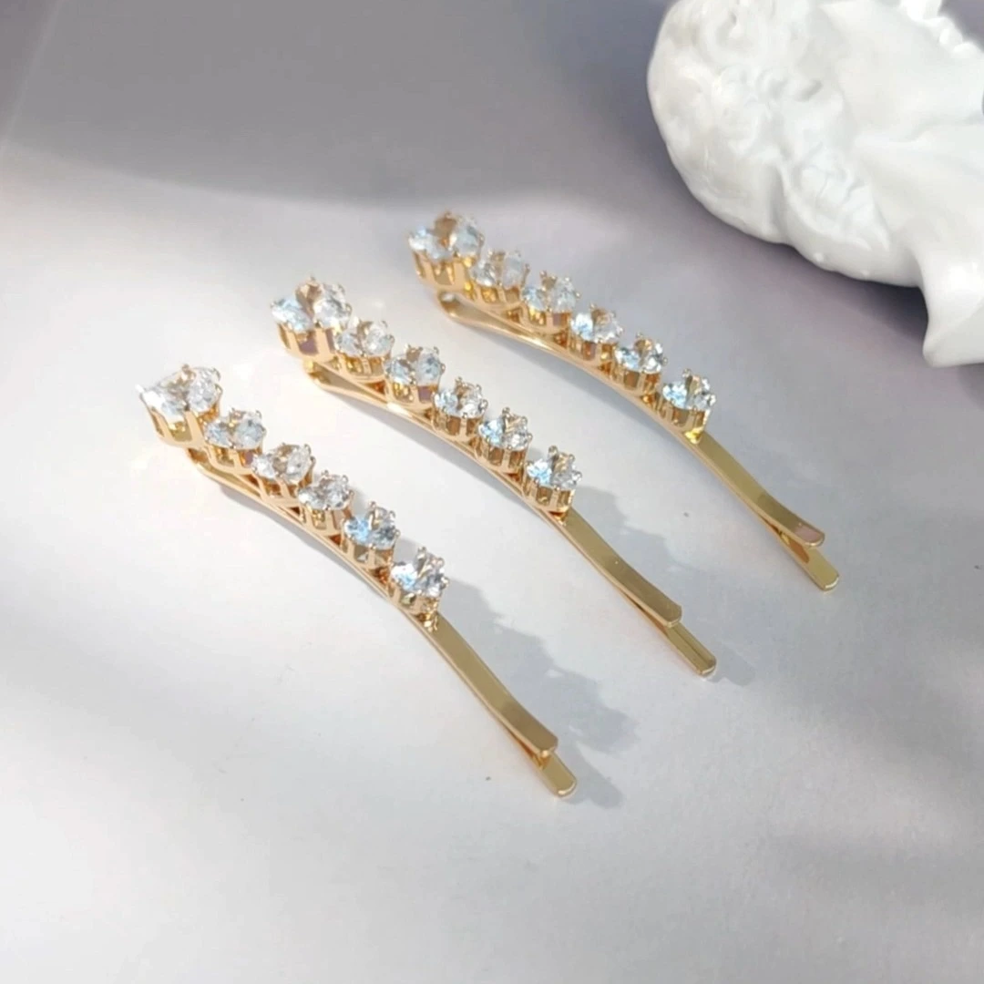 Happy Adorn Heart Zircon Bobby Pins Sweet 3PCS Golden Hair Clips for Valentine's Day & Everyday Glam 1